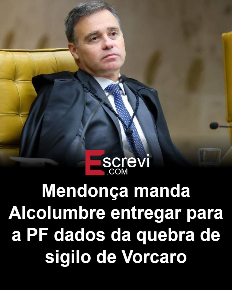 De acordo com a publicação da Veja, o ministro do Supremo Tribunal Federal (STF), André Mendonça, determinou que o senador Davi Alcolumbre entregue à Polícia Federal os dados obtidos a partir da quebra de sigilo de um investigado, identificado como Vorcaro. Esses dados estavam sob a posse do presidente do Senado por determinação anterior do ministro Dias Toffoli. A decisão de Mendonça visa garantir que as informações sejam devidamente analisadas pelas autoridades competentes no âmbito de uma investigação em curso, conforme relatado pelo site. Segundo o site da Veja, a determinação de Toffoli, que havia colocado os dados sob a responsabilidade de Alcolumbre, foi uma medida temporária, enquanto se aguardava uma decisão mais definitiva sobre o destino das informações. A nova ordem de Mendonça, portanto, representa um avanço no processo investigativo, permitindo que a Polícia Federal tenha acesso direto aos dados para prosseguir com as apurações necessárias. A publicação destaca que essa movimentação é parte de um esforço contínuo para assegurar que as investigações sejam conduzidas de maneira eficaz e transparente. Ainda conforme a reportagem da Veja, a entrega dos dados à Polícia Federal é um passo importante para o desdobramento das investigações, que buscam esclarecer possíveis irregularidades envolvendo o investigado Vorcaro. A decisão de Mendonça reflete a importância de se garantir que as informações sensíveis sejam tratadas com o devido rigor e dentro dos trâmites legais estabelecidos. A publicação enfatiza que o cumprimento dessa determinação é essencial para o andamento das investigações e para a manutenção da integridade do processo judicial em questão.