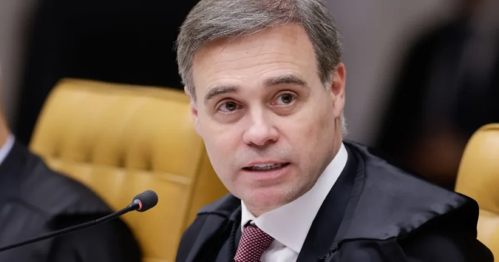 Após críticas, decisão de Mendonça sobre CPMI fica sob risco no plenário