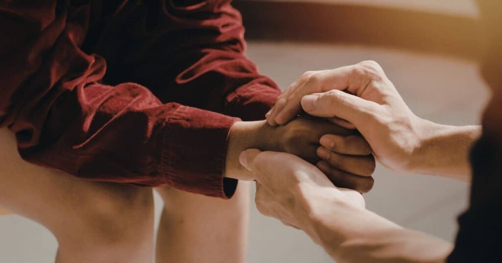 Nunca diga “de nada”: veja respostas mais educadas para usar quando alguém diz “obrigado”