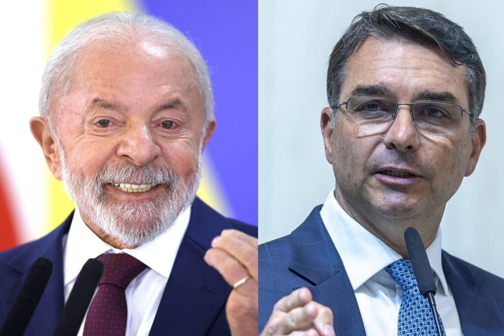 Por que Lula supera Flávio Bolsonaro entre eleitores de centro? Lula lidera entre eleitores de centro, com 31% das intenções de voto, enquanto Flávio Bolsonaro tem 17%. Esses eleitores são decisivos, pois não têm aderência prévia ao petismo ou bolsonarismo. Qual é a importância dos eleitores de centro na eleição? Os eleitores de centro podem ser decisivos na eleição, pois não estão alinhados a nenhum dos polos políticos, permitindo maior flexibilidade na escolha. Como o Datafolha define o eleitor de centro? O Datafolha utiliza uma escala de 1 a 7, onde 1 é o máximo à esquerda e 7 à direita. O número 4 representa o centro político. Quais são os números de Lula e Flávio no primeiro turno? Lula tem 31% das intenções de voto entre eleitores de centro, enquanto Flávio Bolsonaro possui 17%. Romeu Zema e Ronaldo Caiado seguem com 9% e 6%, respectivamente. Qual é a margem de erro da pesquisa entre eleitores de centro? A margem de erro para o grupo de eleitores de centro é de cinco pontos percentuais, para mais ou para menos. Como Lula se sai na pesquisa espontânea entre eleitores de centro? Na pesquisa espontânea, 15% dos eleitores de centro mencionam Lula, enquanto Flávio e Jair Bolsonaro têm 2% cada. O que acontece em um possível segundo turno entre Lula e Flávio? Em um segundo turno, Lula tem 41% das intenções de voto entre eleitores de centro, enquanto Flávio possui 32%, configurando um empate técnico. Como os eleitores de centro veem as ações do próximo presidente? 79% dos eleitores de centro preferem que as ações do próximo presidente sejam diferentes das de Lula. Qual é o perfil do eleitor de centro? O eleitor de centro é geralmente um homem jovem, estudante, com ensino superior, sem partido de preferência e sem religião, morador do Sudeste. Como os eleitores se posicionam na escala de 1 a 5 entre petistas e bolsonaristas? 19% dos entrevistados se posicionam como número 3, não associados a nenhum dos polos, enquanto 28% se identificam como bolsonaristas e 28% como petistas. O que diz o professor Sérgio Simoni sobre a pesquisa? Simoni afirma que há uma divisão cristalizada entre petistas e bolsonaristas, mas destaca a grande faixa de eleitores que pode ser disputada. Por que a direita tem um patamar mais elevado que a esquerda? Tradicionalmente, a direita é mais elevada, mesmo quando Lula estava no auge, pois o eleitor pode não atribuir o mesmo significado aos termos esquerda ou direita. Qual é o perfil do eleitor bolsonarista? O bolsonarista raiz é homem, branco, evangélico, vive no Sul, Centro-Oeste ou Norte e prefere o PL. E o perfil do eleitor petista? A petista raiz é mulher, mais de 60 anos, ensino fundamental, ganha até dois salários mínimos, vive no Nordeste, é aposentada e católica. Como a estagiária Fernanda Rabello se identifica politicamente? Fernanda se considera de centro, acreditando em benefícios de ambos os lados, com um mediando o outro, e ainda não decidiu em quem votar.
