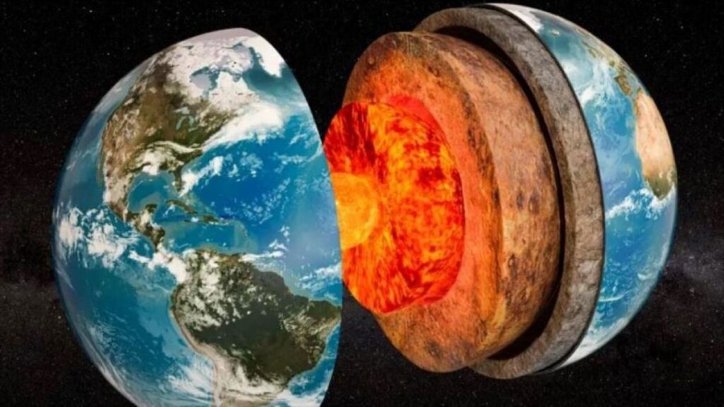 O **núcleo interno da Terra** é uma esfera sólida composta principalmente de ferro e níquel, localizada a cerca de 5.000 quilômetros abaixo da superfície. Segundo a publicação do ND Mais, um estudo recente sugere que este núcleo pode ter desacelerado e até mesmo invertido sua rotação. Este fenômeno é considerado raro e pode ter implicações significativas para o planeta. A rotação do núcleo interno é um fator crucial para o funcionamento do campo magnético da Terra, que protege o planeta dos ventos solares e da radiação cósmica. Alterações na rotação podem, portanto, impactar diretamente a estabilidade desse campo magnético. De acordo com o site ND Mais, a pesquisa indica que essa inversão de rotação pode estar relacionada a ciclos naturais que ocorrem ao longo de décadas. Os cientistas acreditam que o núcleo interno e o manto terrestre interagem de maneira complexa, influenciando a rotação do núcleo. Essas interações podem ser responsáveis por mudanças na velocidade de rotação, que, por sua vez, podem afetar o campo magnético da Terra. Além disso, a desaceleração ou inversão da rotação do núcleo pode ter consequências para a atividade sísmica e vulcânica, uma vez que a dinâmica interna do planeta está intimamente ligada a esses fenômenos. As possíveis mudanças causadas por essa inversão de rotação podem ser sentidas por humanos de diversas maneiras. Segundo a publicação, uma das consequências mais diretas pode ser a alteração na duração dos dias, já que a rotação do núcleo interno está conectada ao movimento de rotação da Terra como um todo. Além disso, alterações no campo magnético podem influenciar sistemas de navegação e comunicação que dependem de sua estabilidade. Embora as mudanças possam ser sutis e ocorrer ao longo de longos períodos, o estudo destaca a importância de monitorar o comportamento do núcleo interno para entender melhor suas implicações para o planeta e para a vida na Terra.