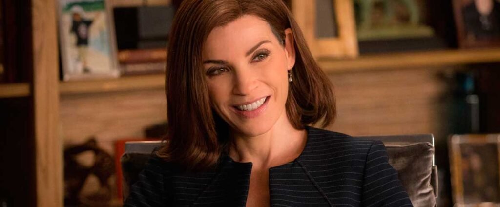 **Como Desarmar Pessoas Rudes com Frases Simples** Lidar com pessoas rudes pode ser um desafio diário. Muitas vezes, essas pessoas não são intrinsecamente más, mas sim enfrentam **problemas de relacionamento** e têm dificuldades em **administrar suas frustrações**. Segundo a publicação do site Refletir para Refletir, existem maneiras eficazes de desarmar essas pessoas sem recorrer à grosseria. Vamos explorar como isso pode ser feito de forma eficaz. **Por que algumas pessoas são rudes?** Antes de aprender a lidar com a rudeza, é importante entender suas causas. Muitas vezes, a rudeza é uma manifestação de **frustrações internas** e **dificuldades de comunicação**. Algumas pessoas simplesmente não sabem como expressar seus sentimentos de maneira apropriada. Além disso, como mencionado na publicação, algumas pessoas podem ser limitadas em suas habilidades sociais, o que pode levar a interações desagradáveis. **Como responder a pessoas rudes sem ser grosseiro?** Responder a pessoas rudes de maneira calma e controlada pode ser mais eficaz do que reagir com raiva. Aqui estão três frases simples que podem ajudar a desarmar uma situação tensa: 1. **"Eu entendo o que você está dizendo."** - Esta frase mostra que você está ouvindo e reconhecendo a perspectiva da outra pessoa. Isso pode ajudar a acalmar a situação, pois muitas vezes as pessoas rudes só querem ser ouvidas. 2. **"Vamos tentar encontrar uma solução juntos."** - Ao sugerir uma colaboração, você desvia o foco do conflito para a resolução de problemas. Isso pode ajudar a transformar uma interação negativa em uma oportunidade de cooperação. 3. **"Eu me sinto desconfortável com essa situação."** - Expressar seus sentimentos de maneira honesta e direta pode ajudar a outra pessoa a perceber o impacto de suas ações. Isso pode levar a uma reflexão e, possivelmente, a um comportamento mais respeitoso. **Por que é importante não revidar com grosseria?** Revidar com grosseria pode apenas intensificar o conflito. Segundo a publicação, ao discutir com um "idiota", você corre o risco de se tornar parte do problema. Manter a calma e responder de maneira ponderada pode ajudar a desarmar a situação e preservar sua própria paz de espírito. **Como manter a calma em situações difíceis?** Manter a calma em situações difíceis requer prática e autocontrole. Técnicas como **respiração profunda**, **pausas antes de responder** e **foco em soluções** podem ser úteis. Além disso, lembrar-se de que a rudeza da outra pessoa pode ser um reflexo de suas próprias lutas internas pode ajudar a manter a perspectiva. **O que fazer se a situação não melhorar?** Se, apesar de seus esforços, a situação não melhorar, pode ser necessário estabelecer limites claros. Isso pode incluir **afastar-se da situação** ou **buscar ajuda de terceiros**. É importante lembrar que você não é responsável pelo comportamento dos outros, mas pode controlar como reage a ele. Em resumo, lidar com pessoas rudes de maneira eficaz envolve compreensão, comunicação clara e autocontrole. Usando frases simples e mantendo a calma, é possível desarmar situações tensas sem recorrer à grosseria. Como destacado na publicação, essas estratégias não apenas ajudam a resolver conflitos, mas também preservam sua própria integridade emocional.