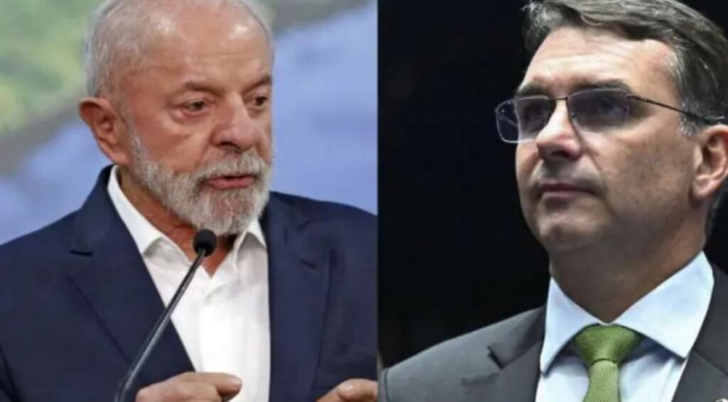 Quase ninguém esperava ver uma diferença tão larga aparecer tão cedo, e é exatamente isso que faz esse dado chamar tanta atenção. Mas diferença de quem contra quem? E por que ela pesa tanto no debate político? Porque a nova pesquisa aponta um cenário em que Flávio Bolsonaro aparece com uma vantagem muito expressiva sobre o presidente Luiz Inácio Lula da Silva, e não se trata de uma oscilação pequena, daquelas que cabem dentro da margem de erro. O número divulgado fala em uma distância de quase 30 pontos, algo que imediatamente muda o tom da conversa sobre a próxima eleição presidencial. Só que surge uma pergunta inevitável: isso aconteceu no país inteiro ou em um recorte específico? E é aqui que muita gente se surpreende. O levantamento não fala de um retrato nacional, mas de um estado em que o desempenho de Flávio já aparece de forma muito acima do adversário. Esse detalhe importa porque, em política, grandes movimentos costumam começar em territórios onde o humor do eleitor já está mais definido. Então qual é esse estado? Antes de chegar a ele, vale entender por que o resultado ganhou força. A pesquisa indica que Flávio está conseguindo algo que analistas observam com atenção: absorver votos ligados ao capital político do pai e, ao mesmo tempo, ampliar espaço próprio. Isso ajuda a explicar por que o favoritismo dele, segundo a descrição do levantamento, vem se consolidando gradativamente. Mas há um ponto que quase passa despercebido: essa vantagem não aparece isolada. O mesmo instituto também mediu a avaliação do governo atual naquele eleitorado, e os números ajudam a montar o pano de fundo do resultado. Quando a desaprovação de uma gestão supera com folga a aprovação, o ambiente tende a favorecer adversários mais identificados com o campo oposto. E é justamente aí que o cenário começa a fazer mais sentido. Qual foi esse termômetro? Segundo o levantamento, 63,5% desaprovam a administração petista, enquanto 32,8% aprovam. O que isso sugere? Que a liderança de Flávio não nasce apenas de uma intenção espontânea de voto, mas também de um ambiente político claramente desfavorável a Lula naquele local. E o que acontece depois muda tudo, porque esse contexto reforça a leitura de que não se trata apenas de um nome forte, mas de um terreno especialmente receptivo. E afinal, onde isso está acontecendo? No Paraná. É entre os eleitores paranaenses que Flávio Bolsonaro, do PL, aparece como pré-candidato favorito à Presidência, segundo o Paraná Pesquisas divulgado na terça-feira, 14. Nas simulações de primeiro e segundo turno testadas, ele lidera com larga margem sobre o segundo colocado, Lula, do PT. Mas será que esse dado vem sozinho ou faz parte de um movimento maior dentro do estado? Aqui entra outra informação que reacende a curiosidade. Em nível estadual, Sergio Moro, correligionário de Flávio, também vence com folga os adversários na disputa ao governo. Isso não prova automaticamente uma transferência total de força política, mas mostra um ambiente em que nomes ligados ao mesmo campo ideológico encontram vantagem relevante. E quão sólido é esse levantamento? A pesquisa ouviu 1.500 eleitores paranaenses entre os dias 10 e 12 de abril. A margem de erro é de 2,6 pontos percentuais para mais ou para menos, com nível de confiança de 95%. O registro na Justiça Eleitoral foi feito sob o protocolo BR-02080/2026. Esses dados técnicos não eliminam o debate político, mas mostram que o resultado não surgiu sem método. Então o que esse número realmente revela? Revela que, pelo menos no Paraná, Flávio Bolsonaro já aparece em posição de ampla vantagem sobre Lula, com uma diferença descrita como quase 30 pontos. E esse talvez seja o aspecto mais importante de todos: não é apenas uma liderança, mas uma liderança que começa a redesenhar expectativas. Só que fica a pergunta que ainda não saiu de cena: se um estado já mostra esse tamanho de distância, o que pode acontecer quando outros levantamentos começarem a indicar se isso é um caso isolado ou o início de algo maior?