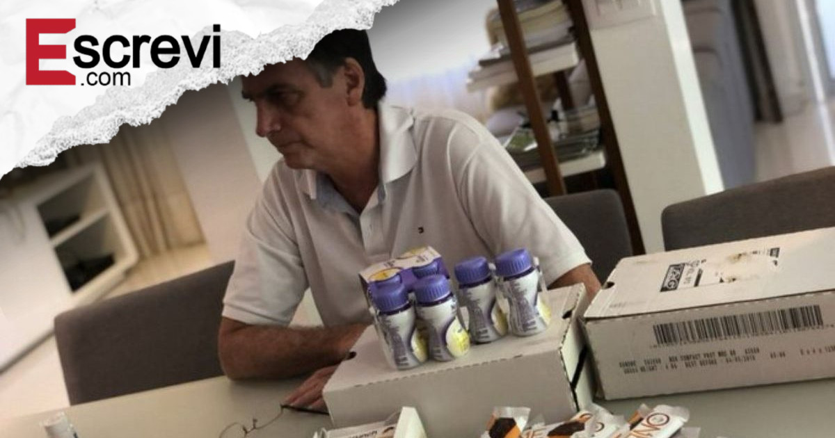 ‘Ainda é grave’: Carlos atualiza estado de saúde de Bolsonaro após visita em hospital imagem principal