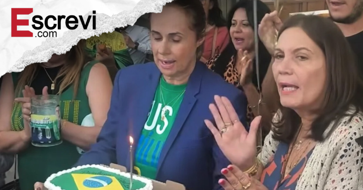 Apoiadores celebram aniversário de Bolsonaro no hospital imagem principal