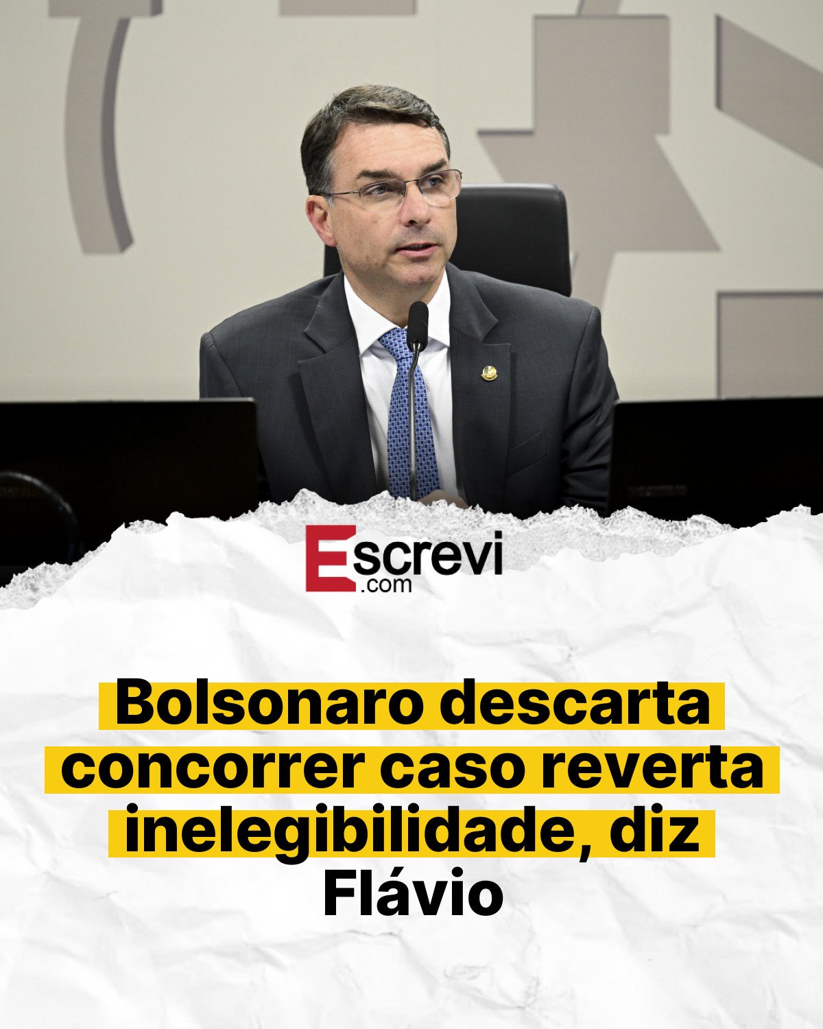 Bolsonaro descarta concorrer caso reverta inelegibilidade, diz Flávio card branco