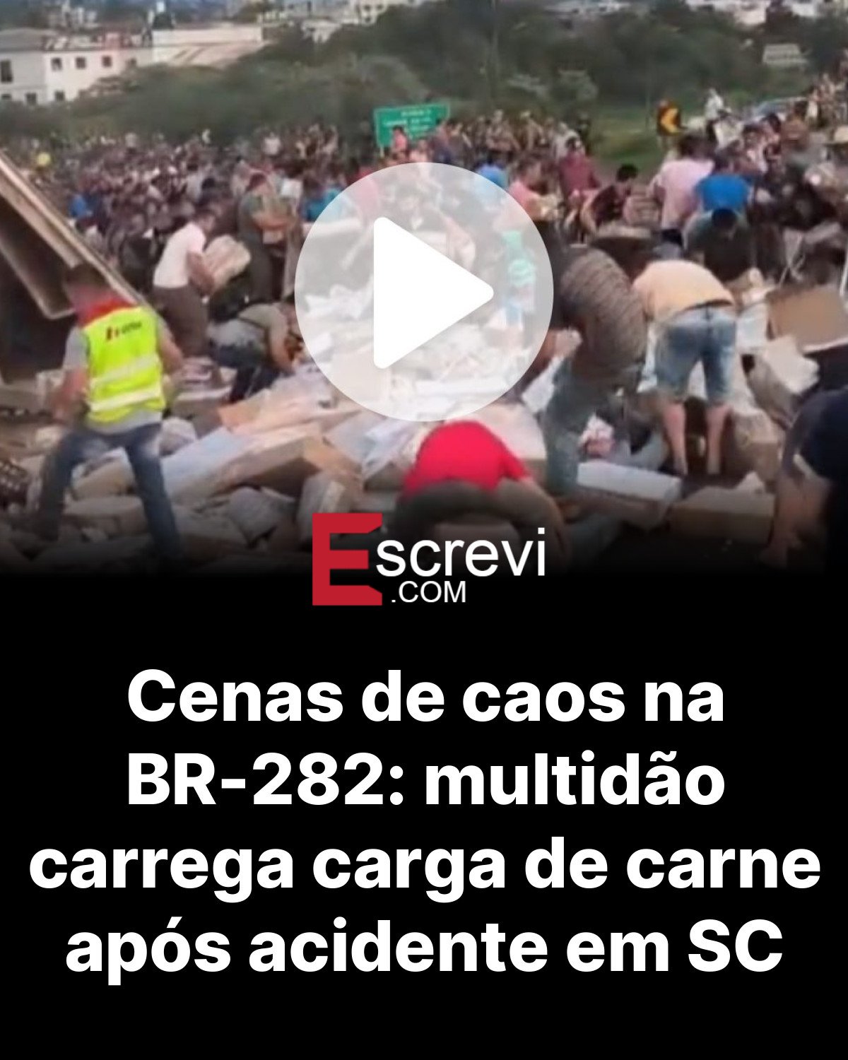 Cenas de caos na BR-282: multidão carrega carga de carne após acidente em SC card preto