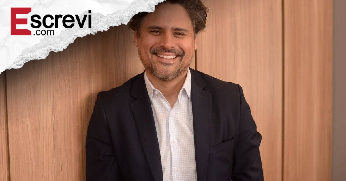 Coordenador da pré-campanha de comunicação de Flávio trabalhou para Lula em 2022 imagem principal