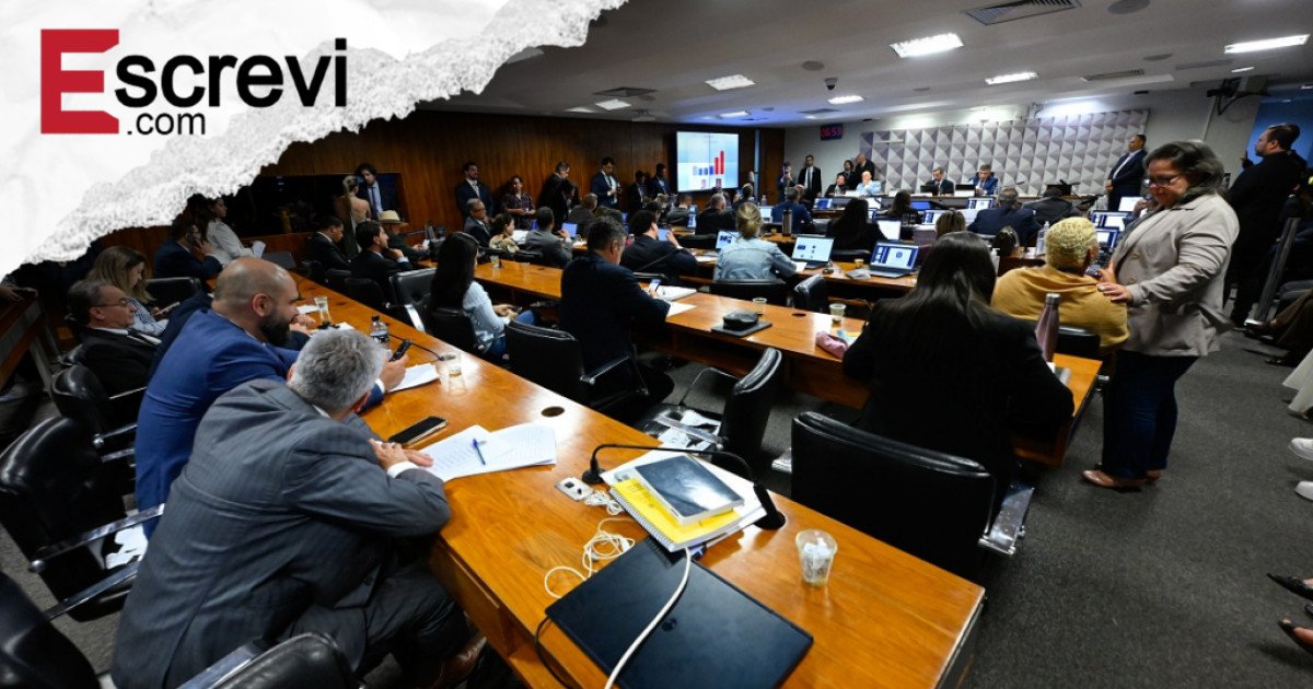 CPMI do INSS: relatório que indiciava ‘Lulinha’ é rejeitado imagem principal