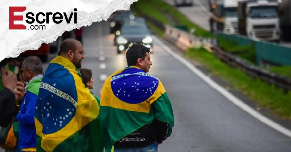 Governo vê influência bolsonarista em ameaça de greve de caminhoneiros imagem principal