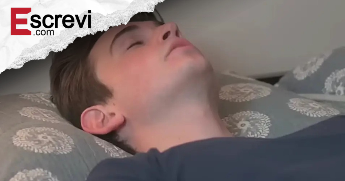 Homem testou método militar de sono que promete fazer você dormir “em dois minutos” para ver se realmente funciona imagem principal