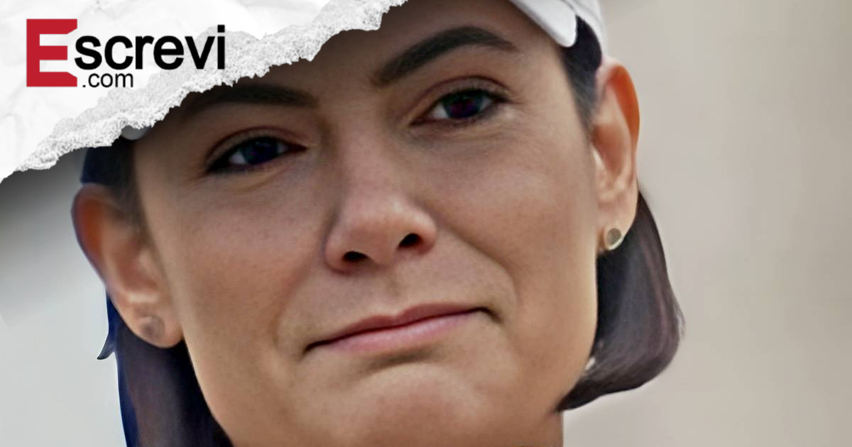 Michelle Bolsonaro quebra o silêncio sobre saúde do marido e notícia preocupa: “Sem previsão” imagem principal