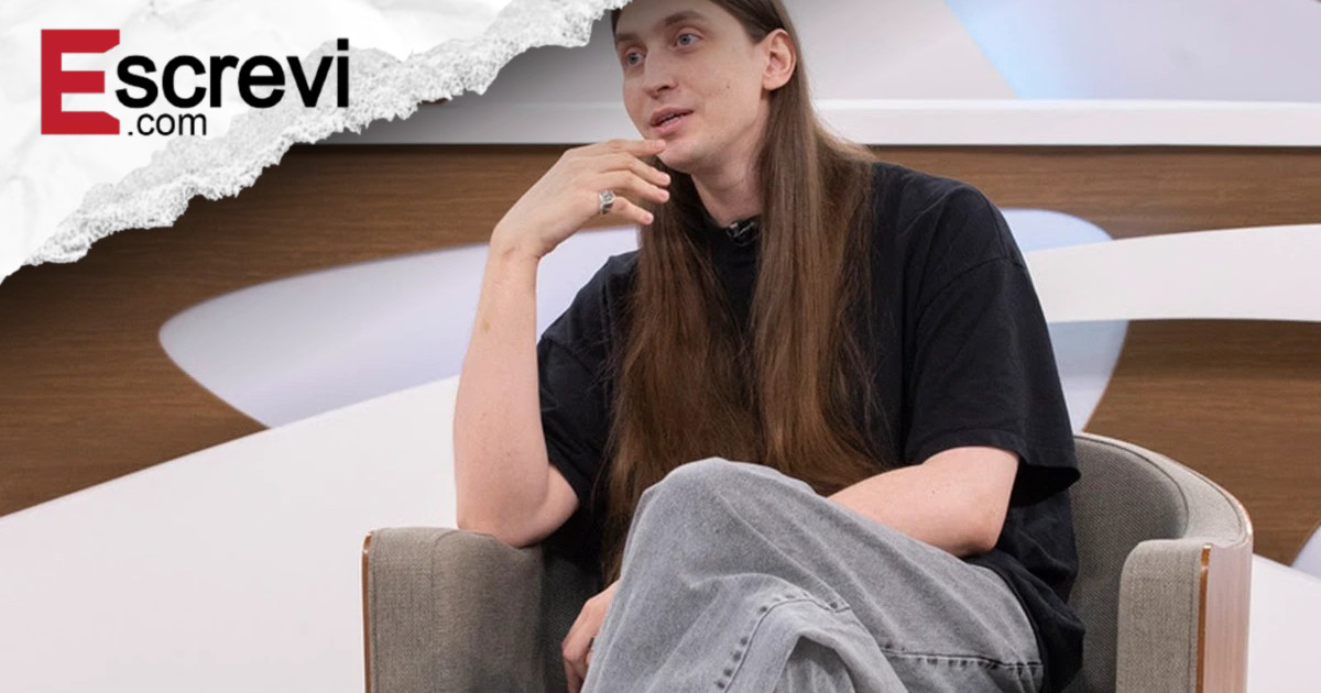 No Roda Viva, Felca descarta carreira política e explica motivo imagem principal