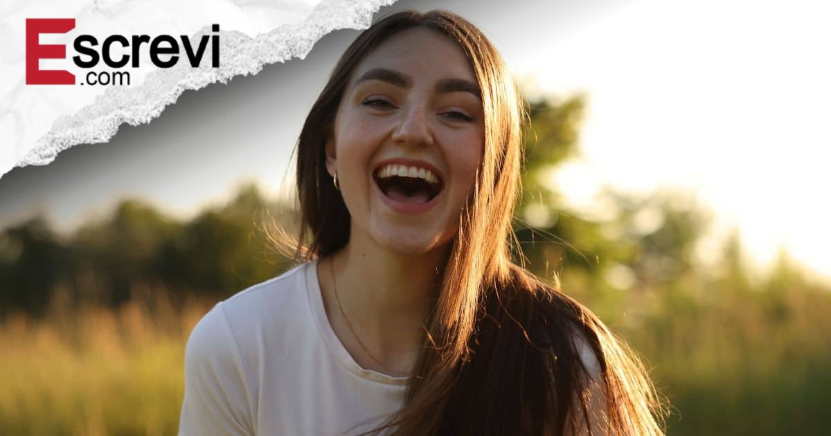 Psicóloga revela por que pessoas solteiras tendem a ser mais confiantes, felizes e mentalmente estáveis imagem principal