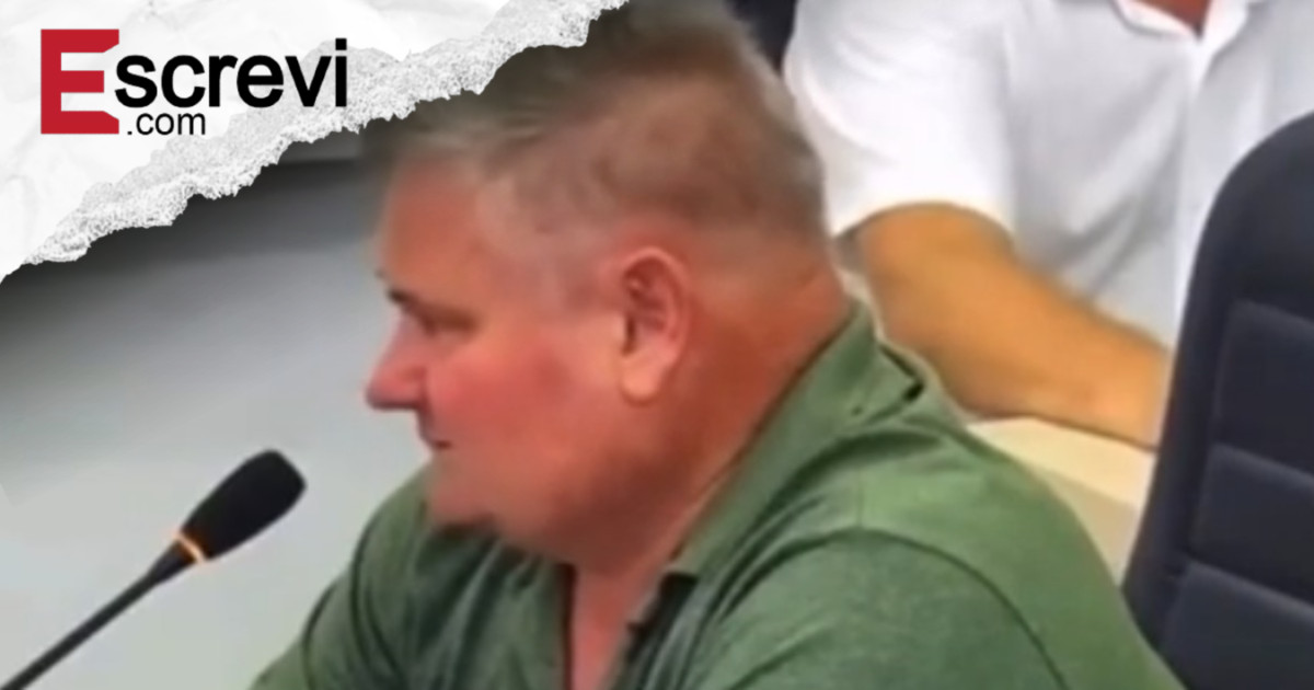 “Tinha que matar”, diz vereador de SC sobre cachorros de rua imagem principal