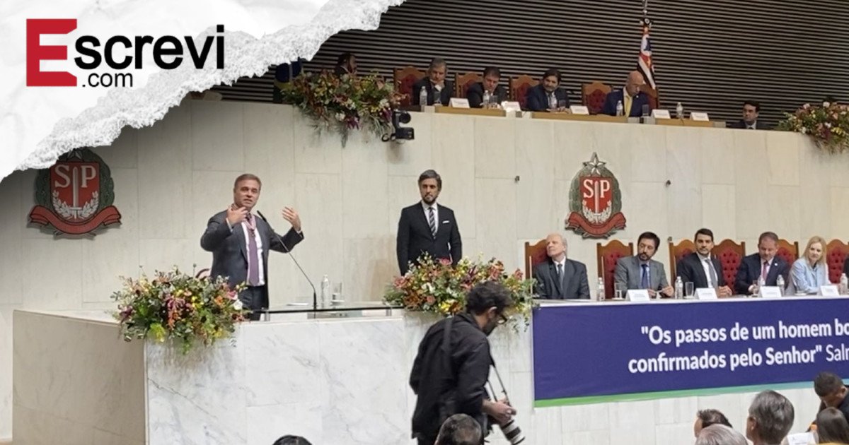 André Mendonça recebe louvores e homenagem de Tarcísio em SP imagem principal