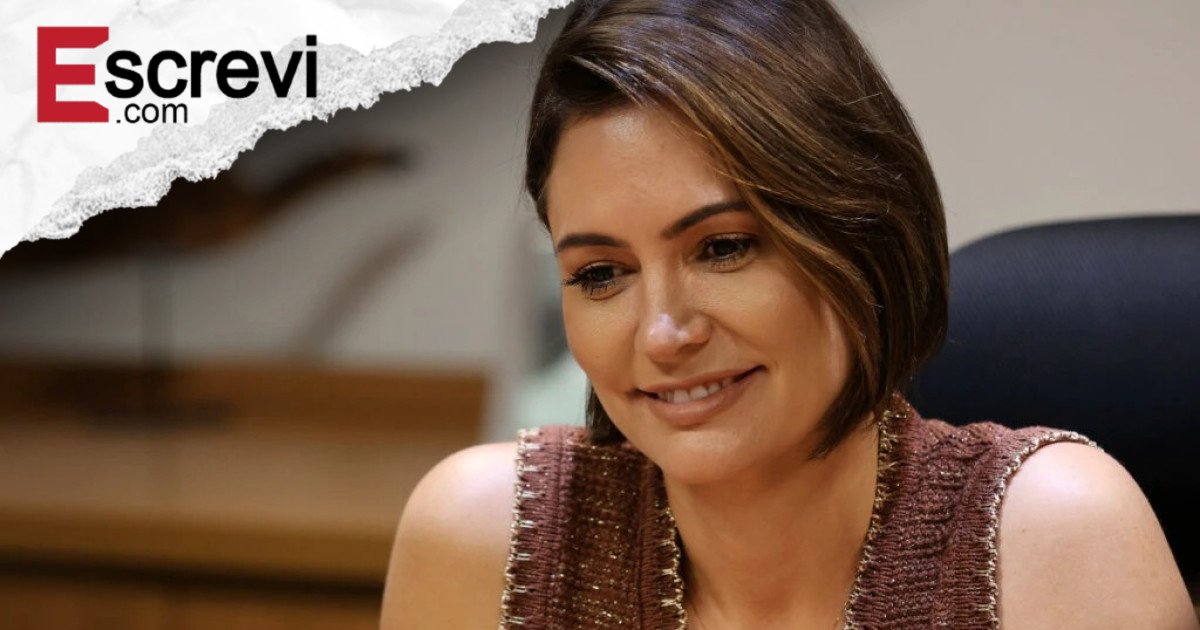 Michelle atualiza quadro de Jair Bolonaro e celebra: “Sem soluços” imagem principal