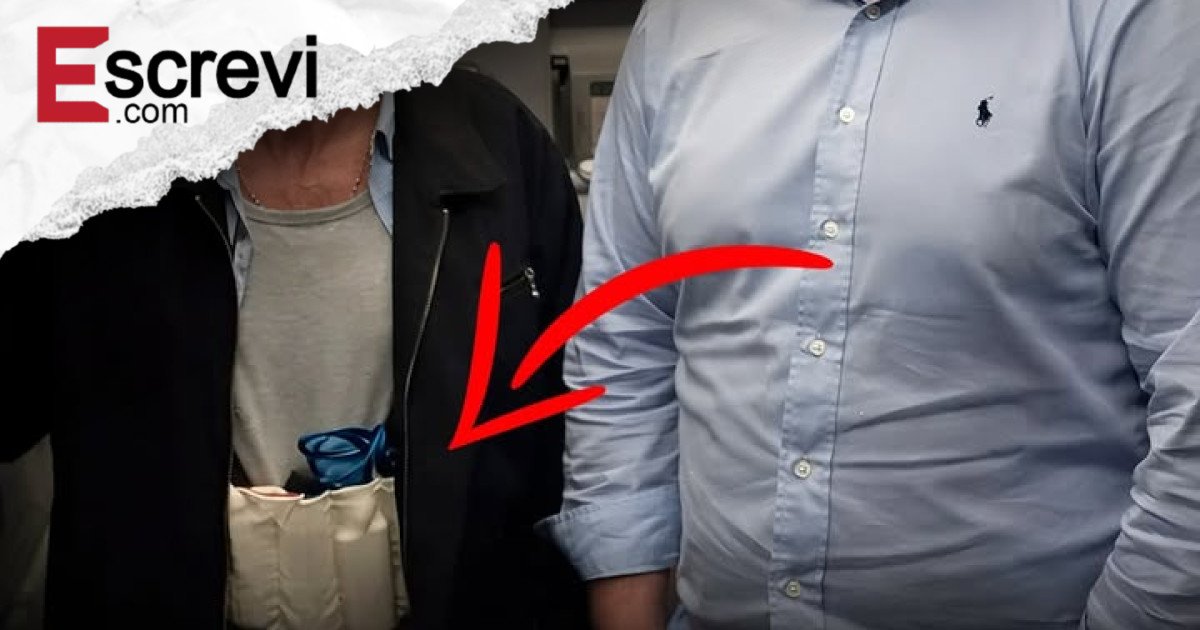 “Sorriso Sob Sequestro: A Inacreditável Selfie de Ben Innes no Voo EgyptAir 181” imagem principal